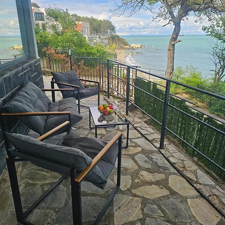 Viamo Villa Varna
