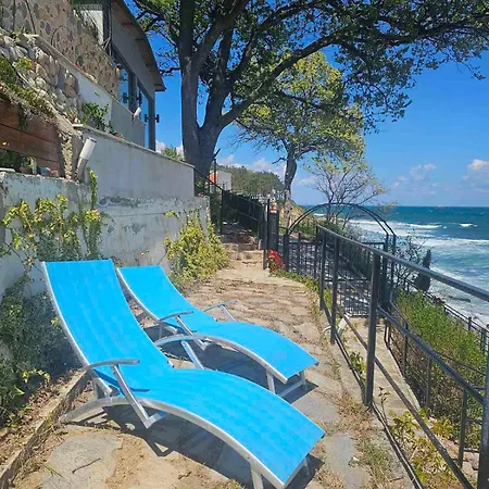 Viamo Villa